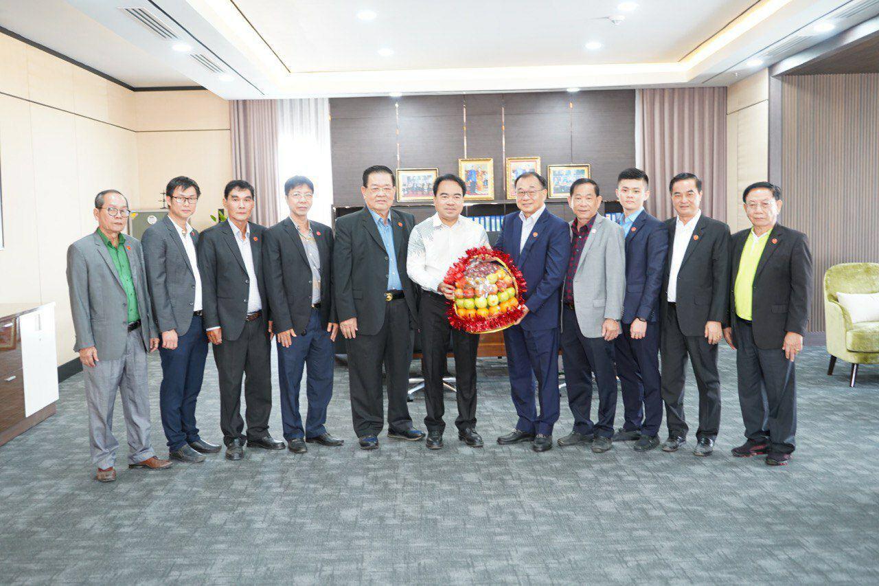 Peng Huoth Group Donates $200,000 to Build the Largest Chinese Language University in Cambodia